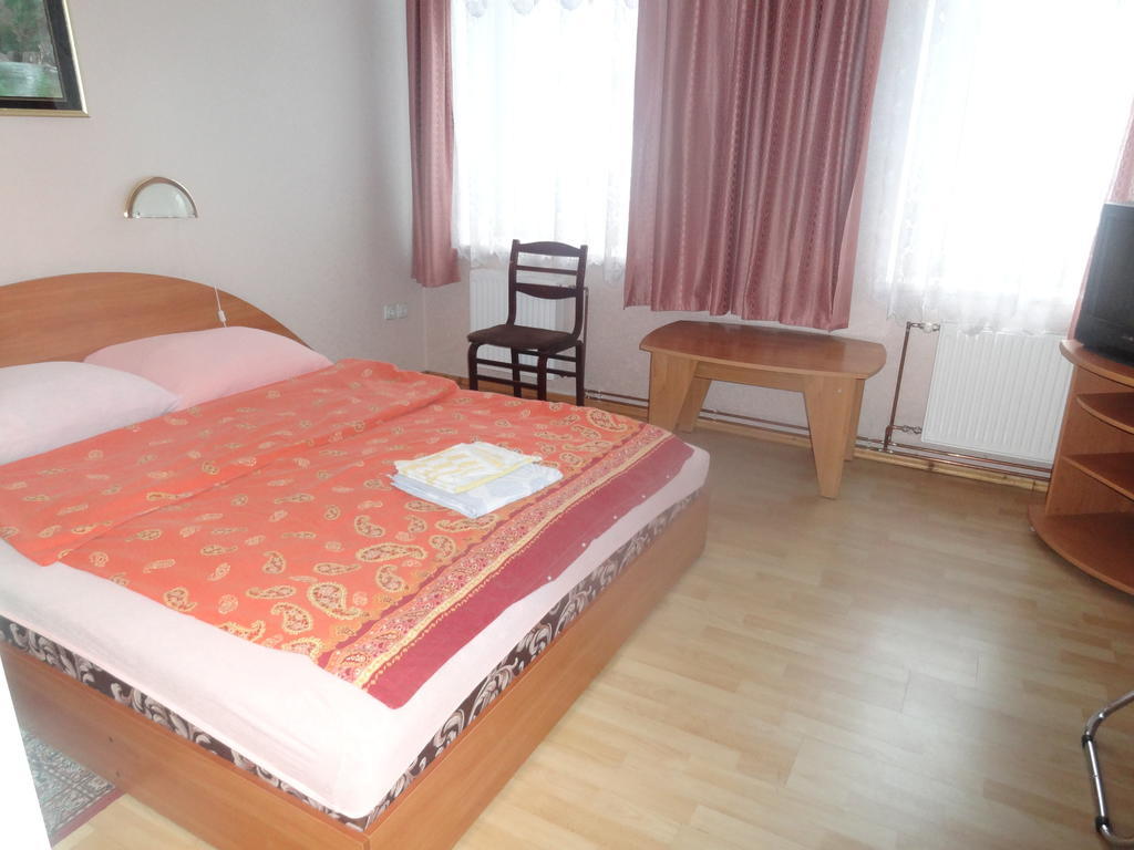 Hotel Rebir Daugavpils Room photo